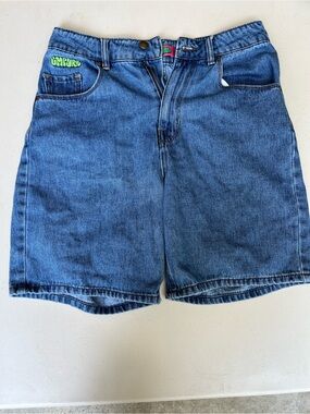Pulse Blue Denim Men’s Shorts with Green Patch Detail